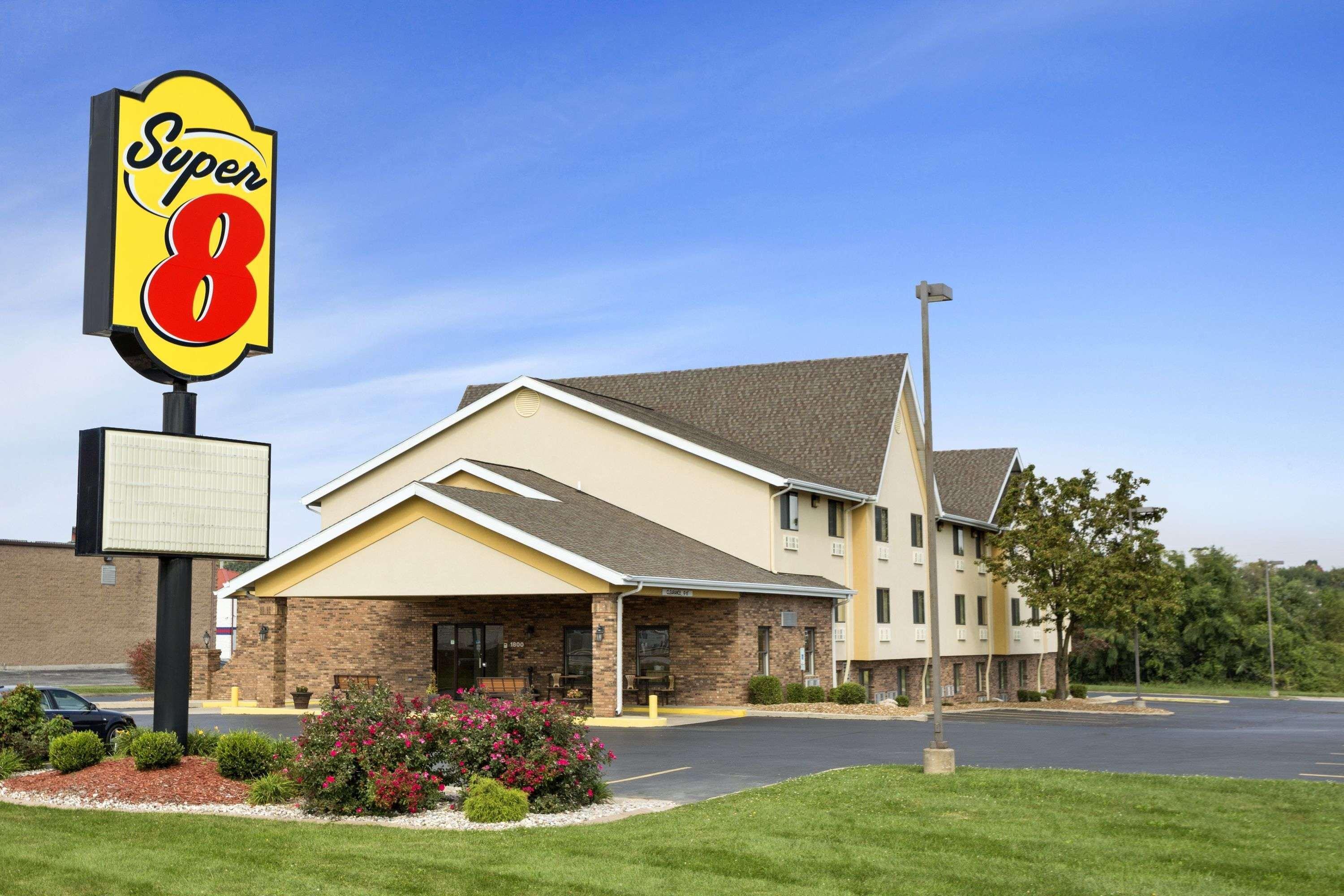 Super 8 By Wyndham Alton Motel Eksteriør billede
